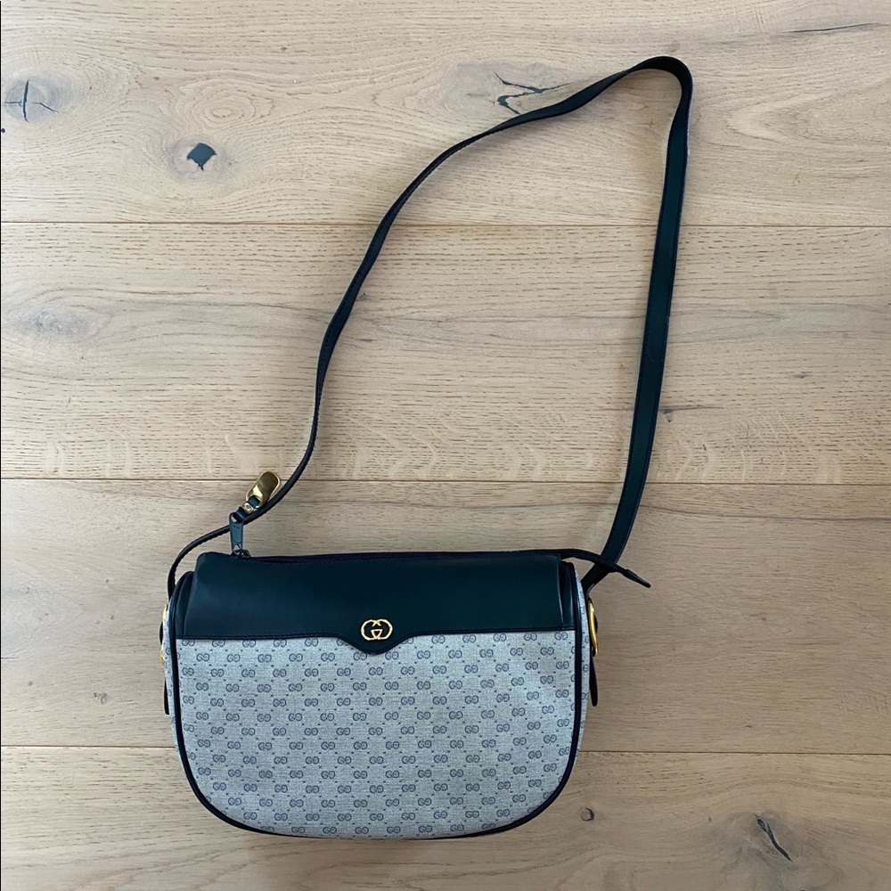 Gucci Black and Gray Shoulder Bag